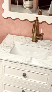 Audrey Vanity Freestanding 600 Petite - Brown Oak