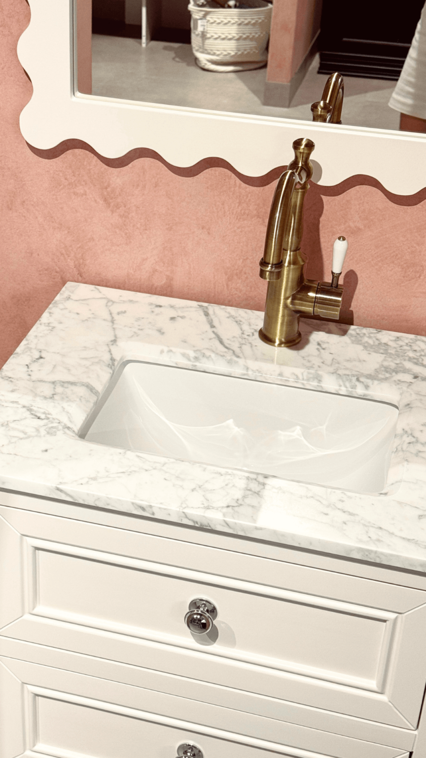 Audrey Vanity Freestanding 600 Petite - Brown Oak